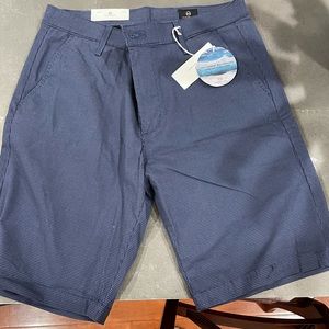 Men’s AG shorts size 33R - NWT